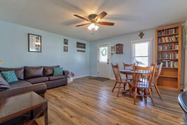 $150,000 | 1108 West 2nd Street, Mount Vernon, IN 47620