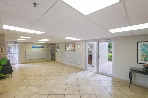 $2,300 | 3940 Inverrary Boulevard, Unit 108A, Lauderhill, FL 33319