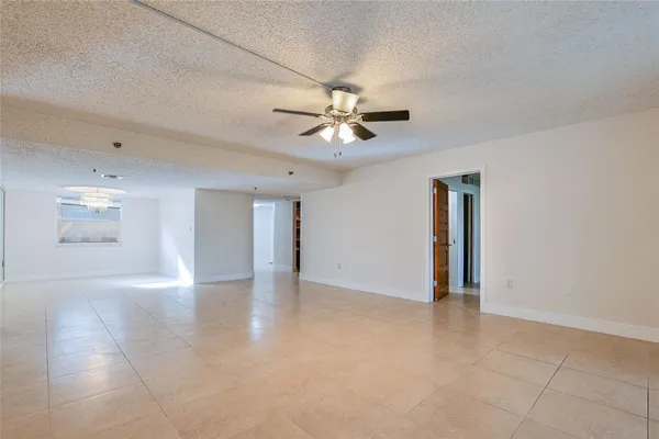 $2,300 | 3940 Inverrary Boulevard, Unit 108A, Lauderhill, FL 33319