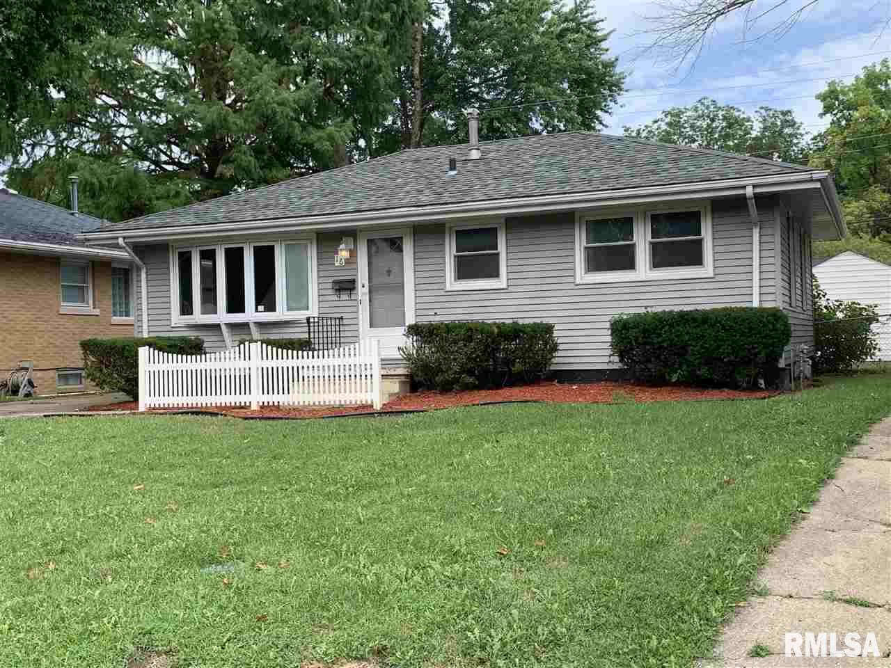 16 Midland Court Springfield, IL 62702 - Photo 1 of 14