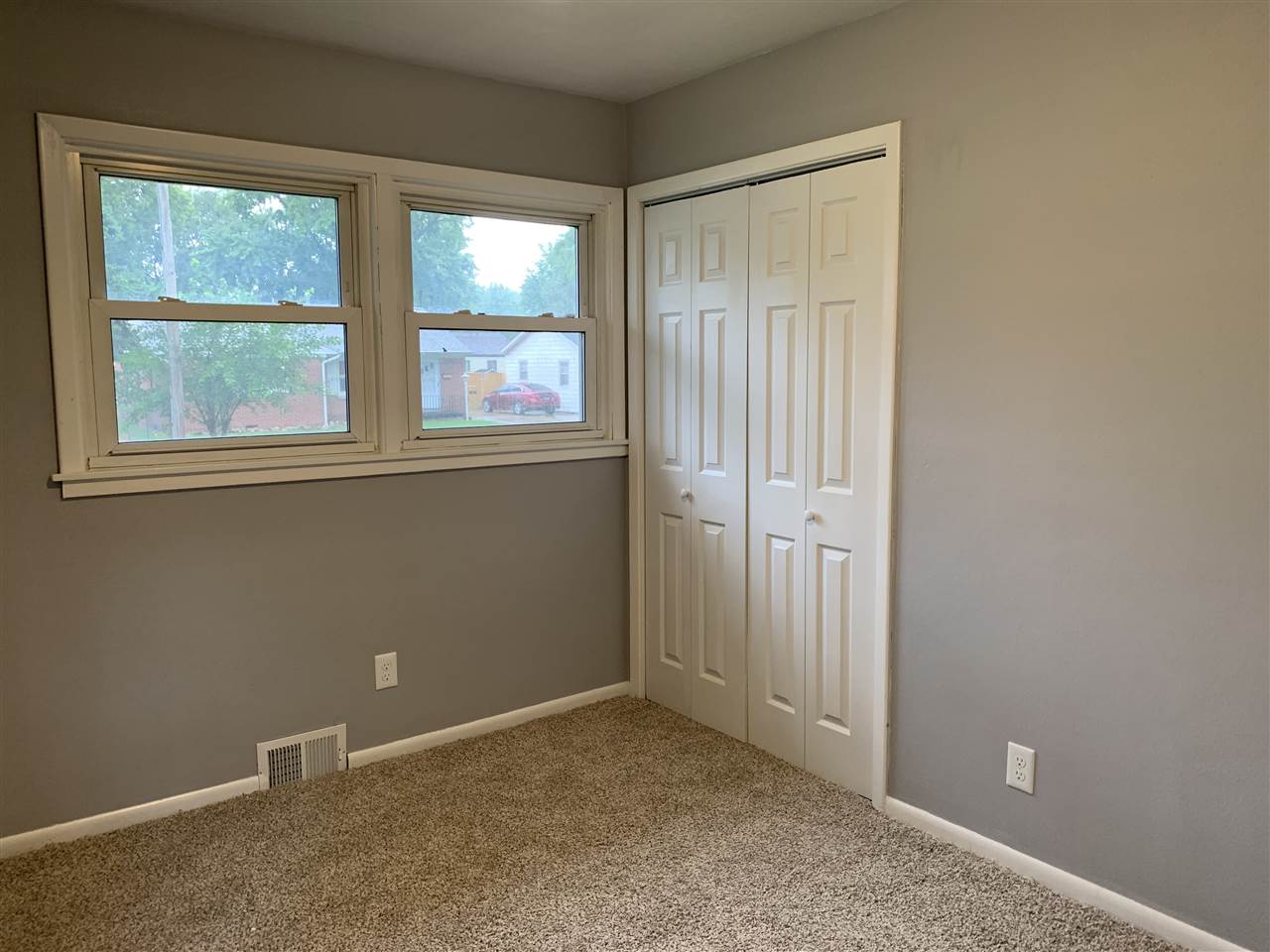 16 Midland Court Springfield, IL 62702 - Photo 9 of 14