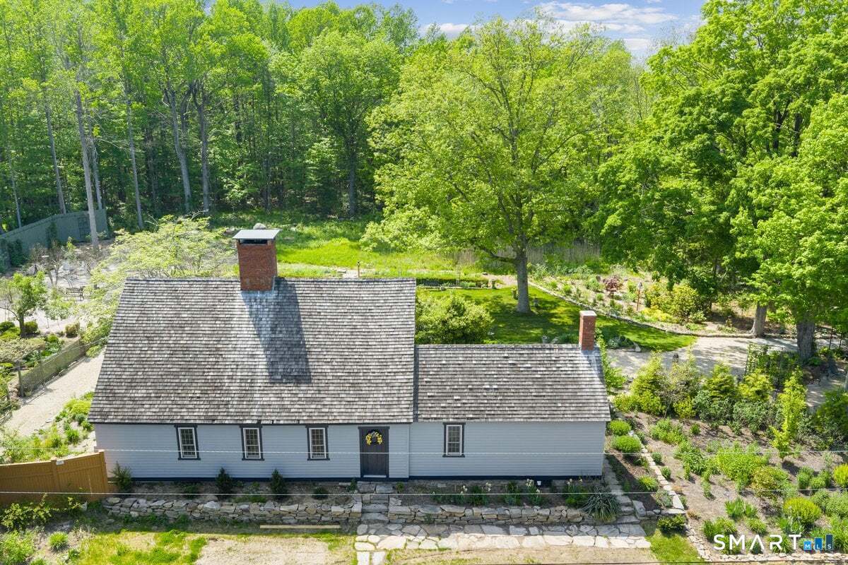 59 Hidden Lake Road Haddam, CT 06441 - Photo 8 of 40