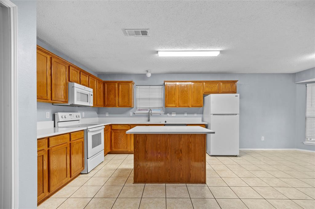 8413 Sailors Street Rowlett, TX 75089 - Photo 11 of 29