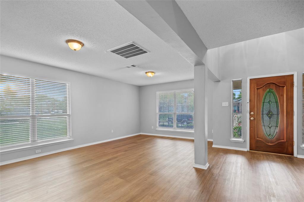 8413 Sailors Street Rowlett, TX 75089 - Photo 4 of 29