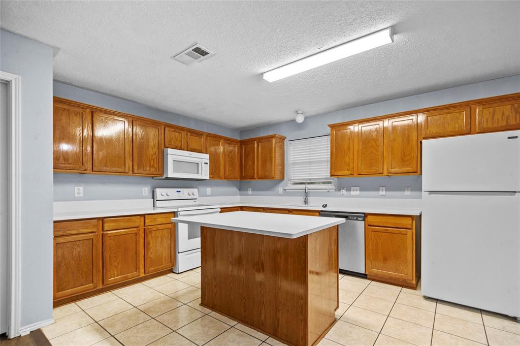 8413 Sailors Street Rowlett, TX 75089 - Photo 9 of 29