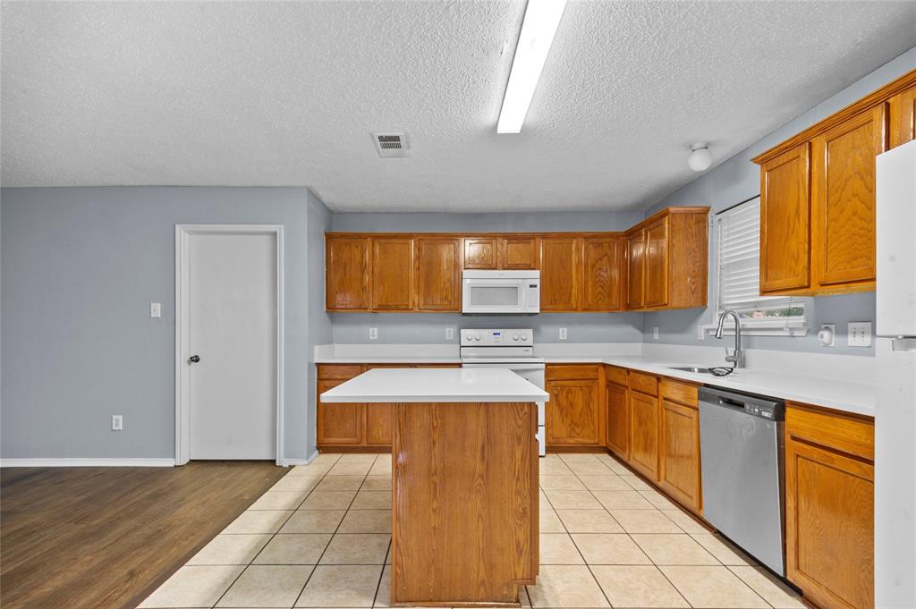 8413 Sailors Street Rowlett, TX 75089 - Photo 10 of 29