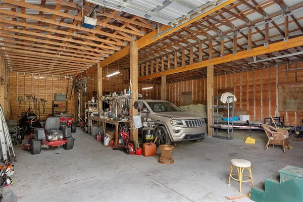 $1,100,000 | 4202 North Pony Drive, Beverly Hills, FL 34465