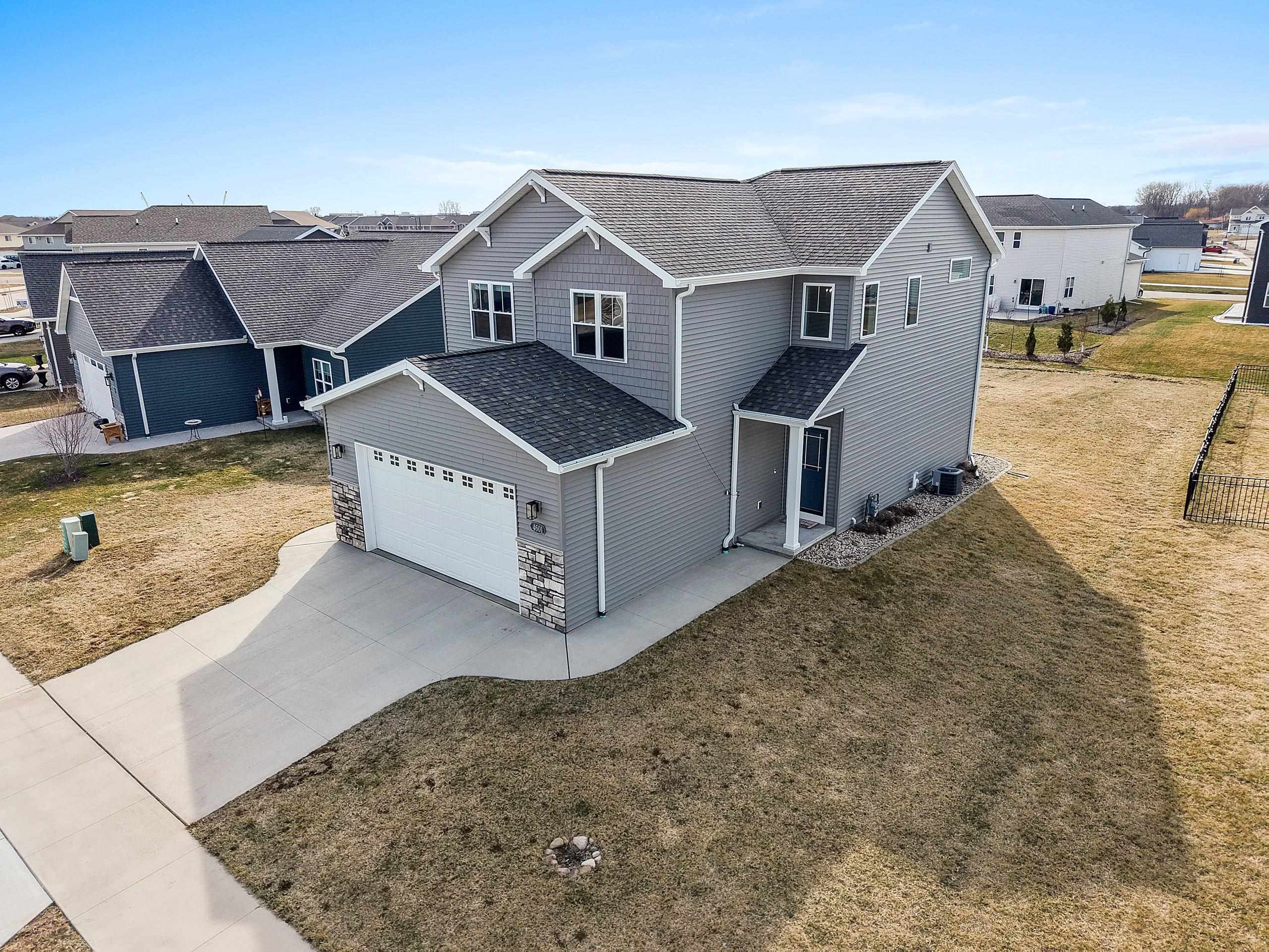 4601 North Cherryvale Avenue Appleton, WI 54913 - Photo 3 of 41