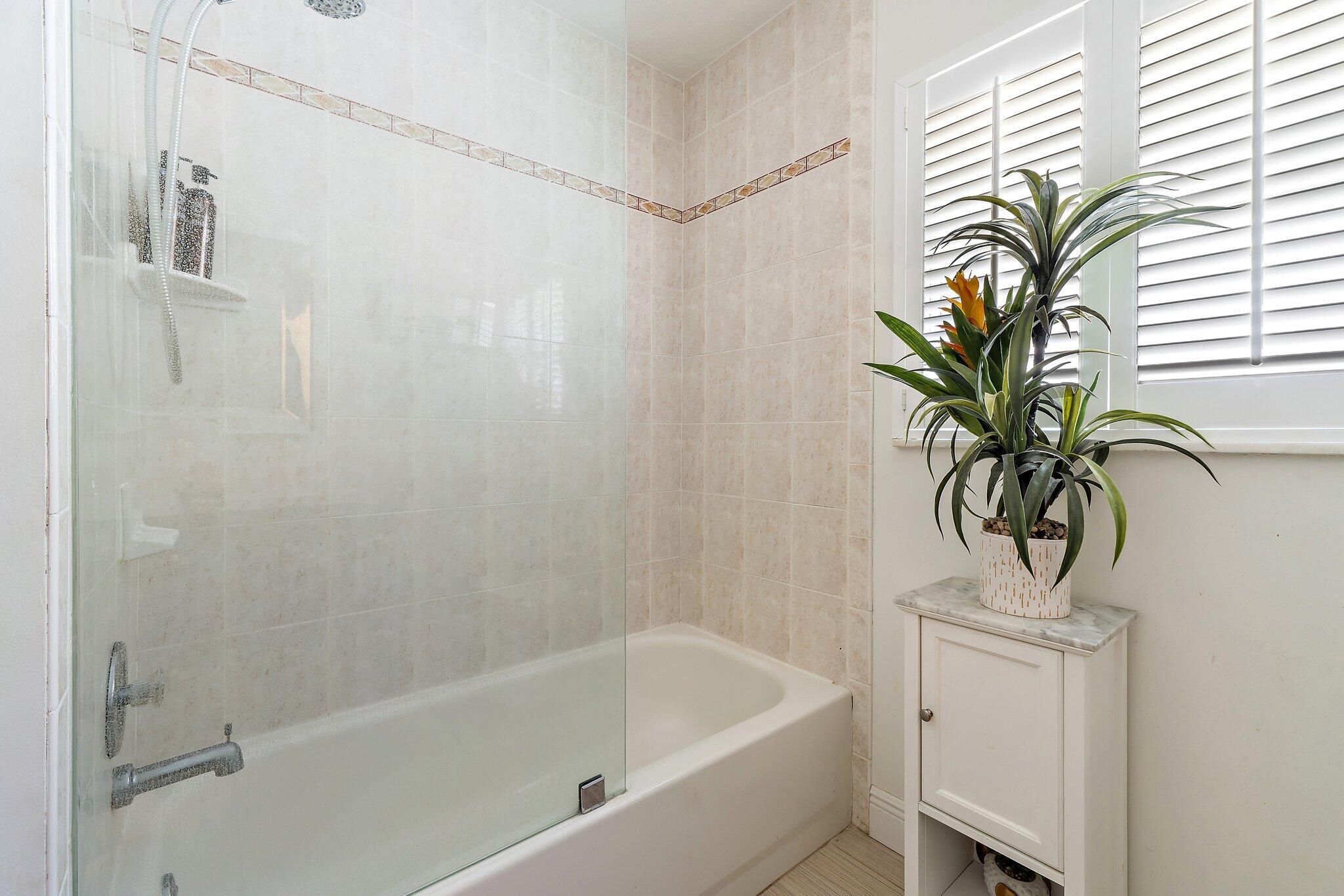 13033 160th Road North Jupiter, FL 33478 - Photo 25 of 42 060-13033RandolphSidingRd-Jupiter-SMALL