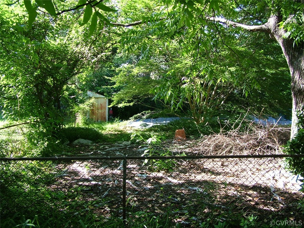 2606 Maplewood Road Henrico, VA 23228 - Photo 9 of 11 fenced rear yard on double lot