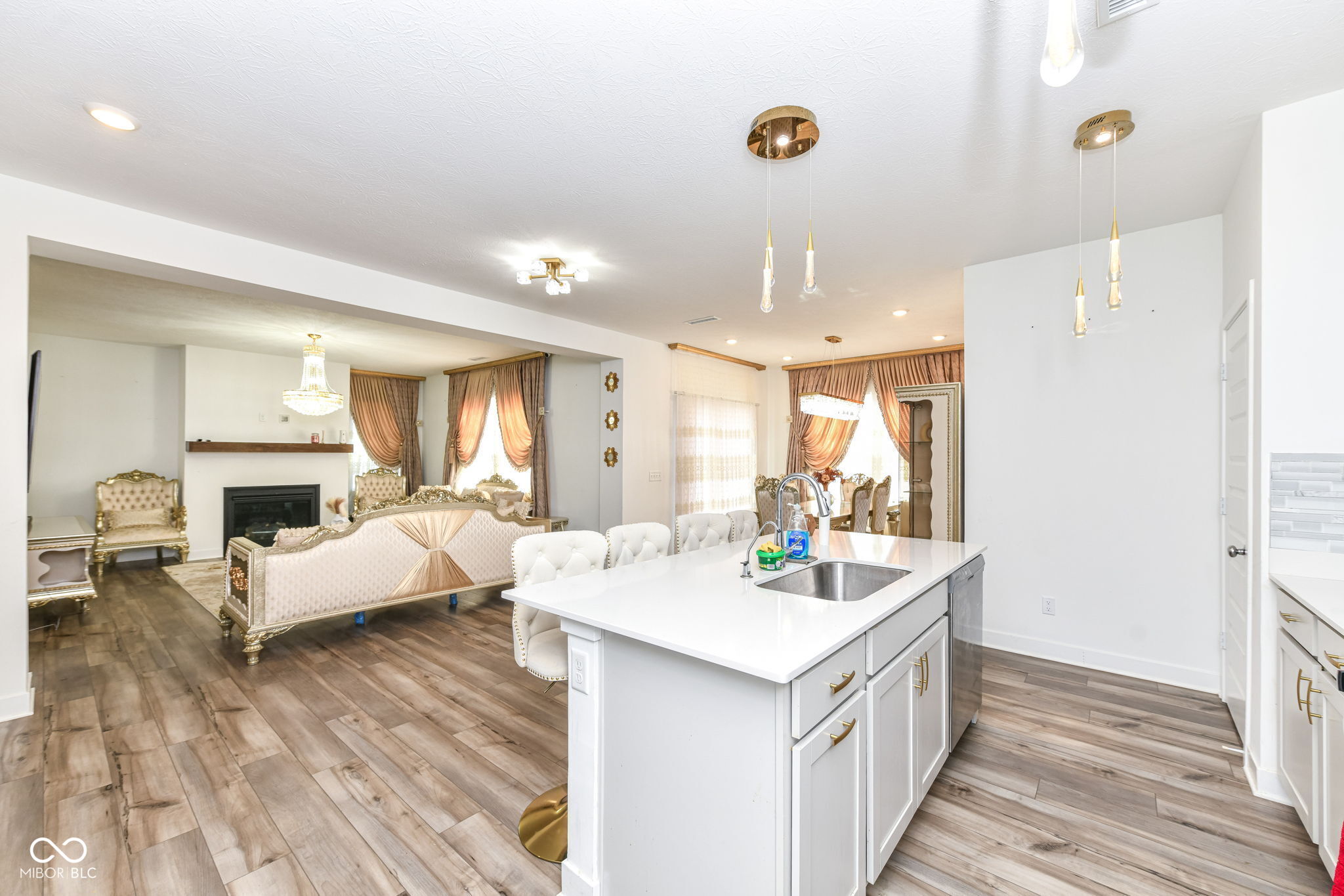 7369 Fallsworth Drive Avon, IN 46123 - Photo 16 of 33