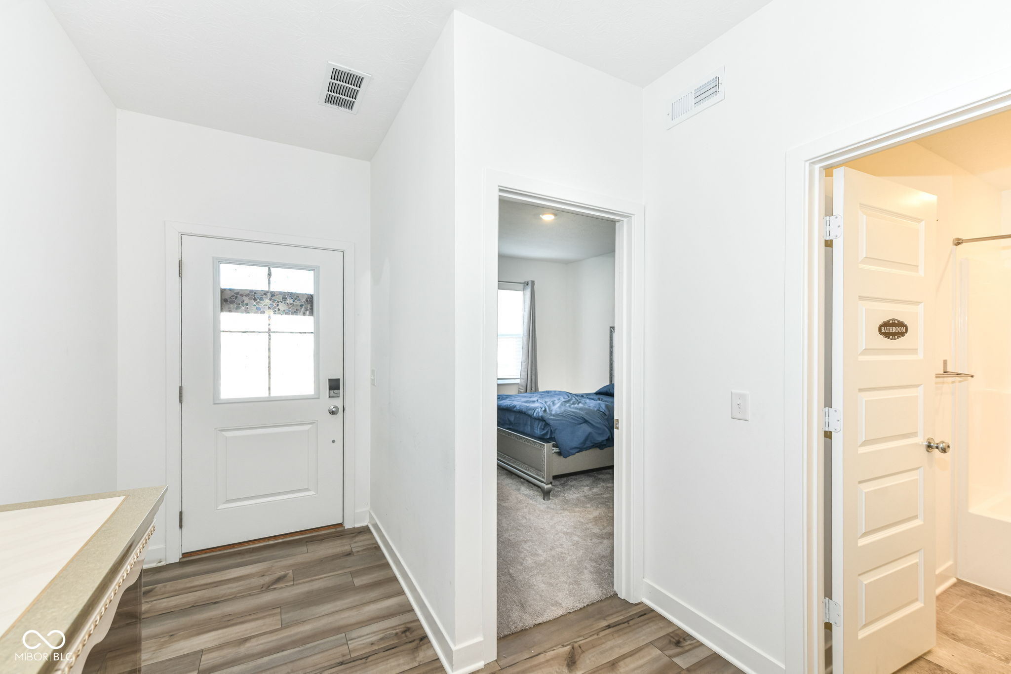 7369 Fallsworth Drive Avon, IN 46123 - Photo 2 of 33