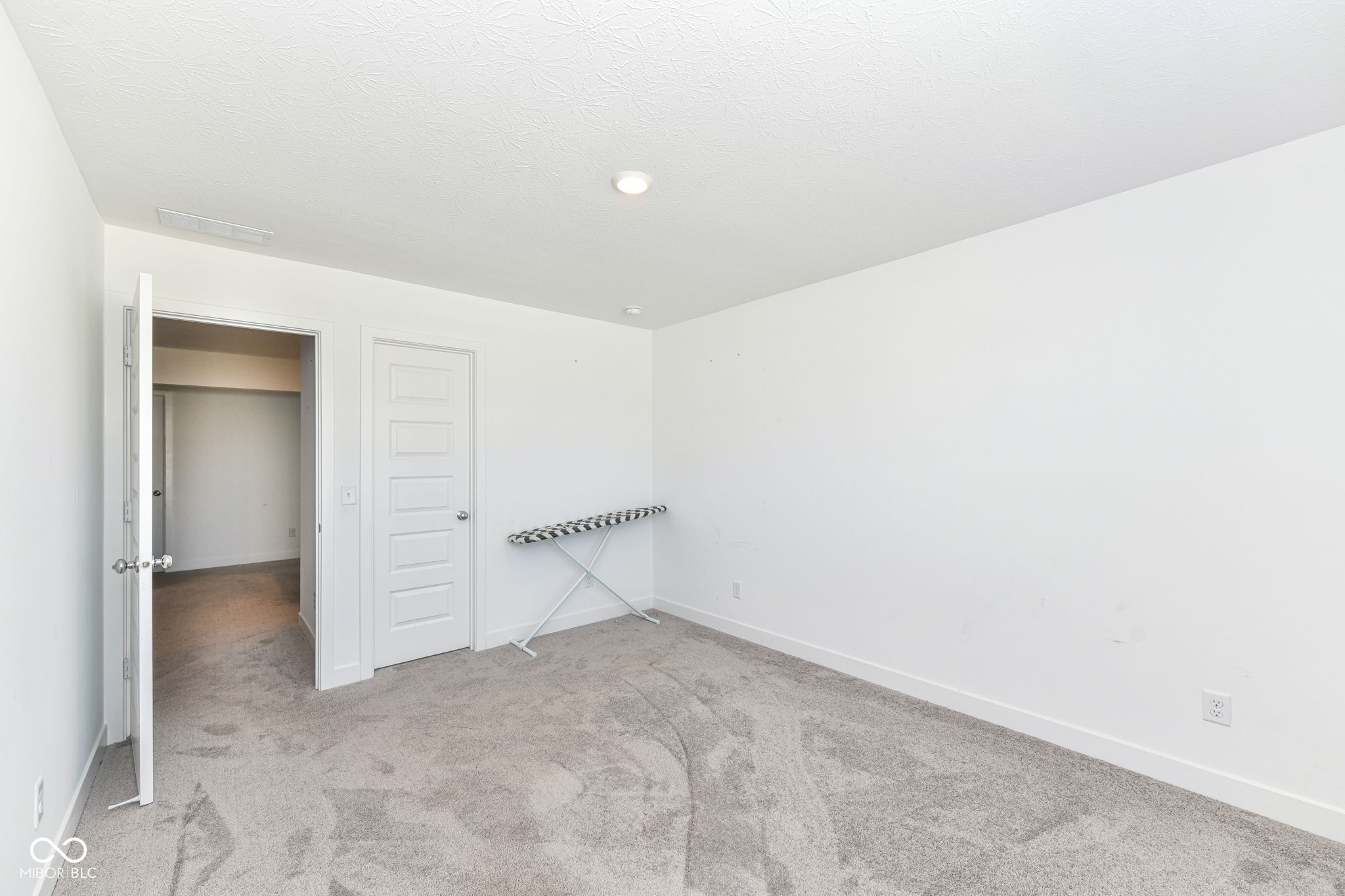 7369 Fallsworth Drive Avon, IN 46123 - Photo 28 of 33