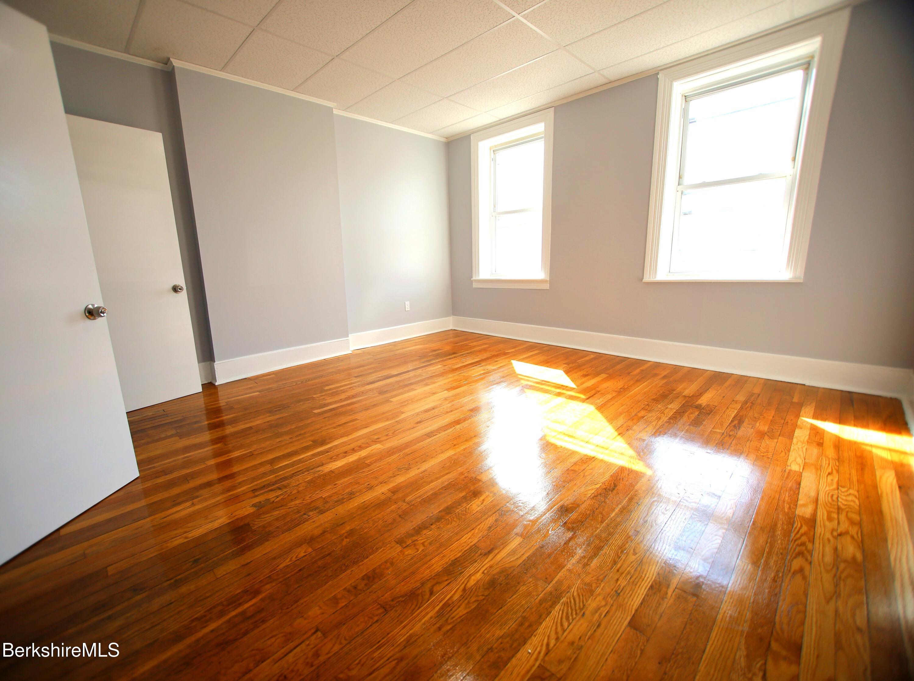 68 Union Street Pittsfield, MA 01201 - Photo 6 of 8 80-1 Union - Bedroom 1