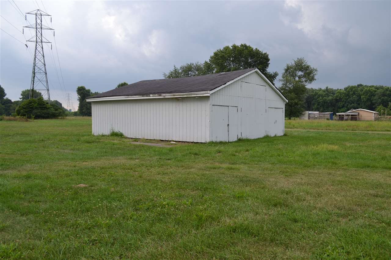 58880 Beech Road Mishawaka, IN 46544 - Photo 7 of 25 Gallery Image 7