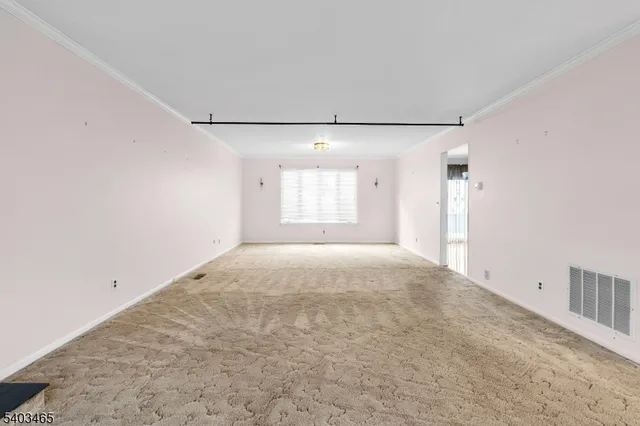 $624,999 | 13 Mountain Ridge Drive, Cedar Grove, NJ 07009