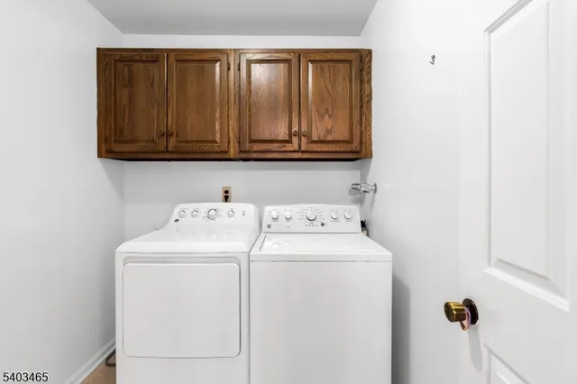 $624,999 | 13 Mountain Ridge Drive, Cedar Grove, NJ 07009