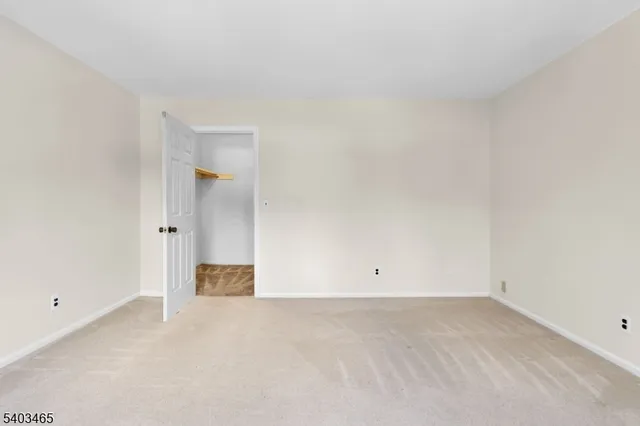 $624,999 | 13 Mountain Ridge Drive, Cedar Grove, NJ 07009