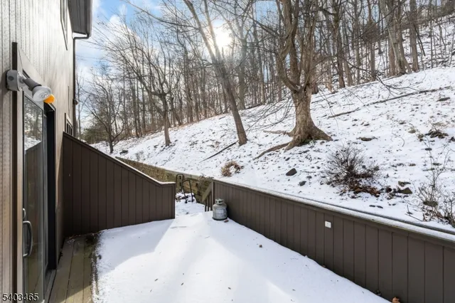 $624,999 | 13 Mountain Ridge Drive, Cedar Grove, NJ 07009