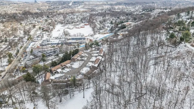 $624,999 | 13 Mountain Ridge Drive, Cedar Grove, NJ 07009