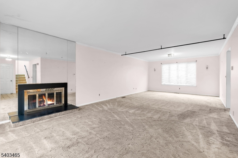 13 Mountain Ridge Drive Cedar Grove, NJ 07009 - Photo 9 of 34