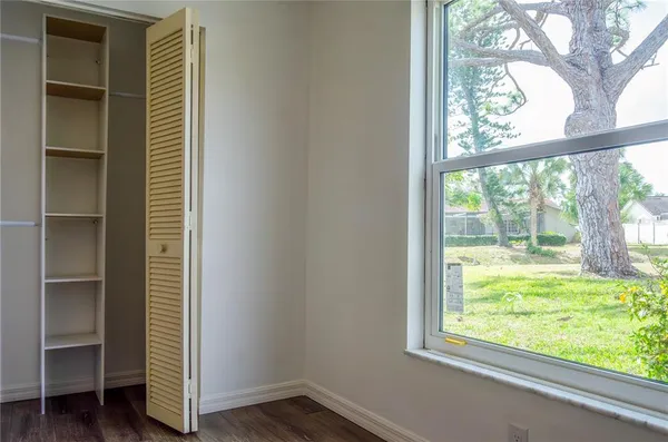 $2,800 | 1355 Kirkwood Lane, Sarasota, FL 34232