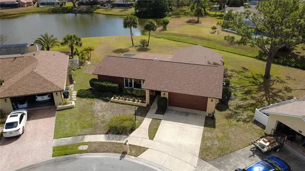 $2,800 | 1355 Kirkwood Lane, Sarasota, FL 34232