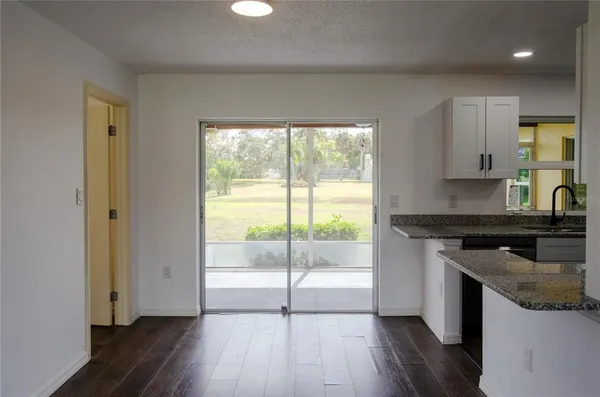 $2,800 | 1355 Kirkwood Lane, Sarasota, FL 34232