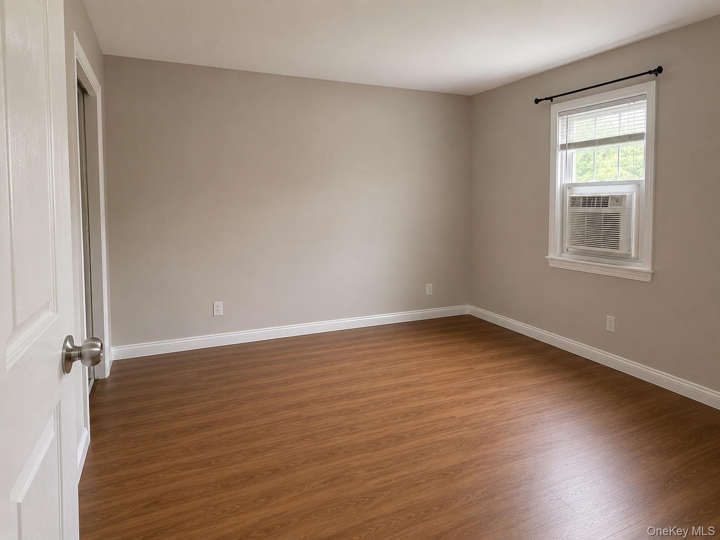 2 Locust Court, Unit B Fishkill, NY 12524 - Photo 5 of 9