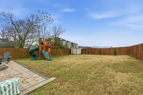 $630,000 | 137 Elmhurst Avenue, Nashville, TN 37207