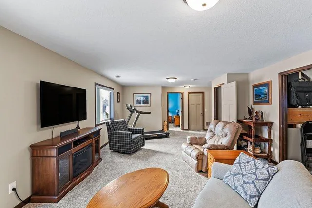 $350,000 | 3414 235th Lane Northwest, St. Francis, MN 55070