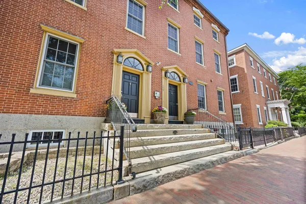 $850,000 | 159 State Street, Unit 2A, Portsmouth, NH 03801