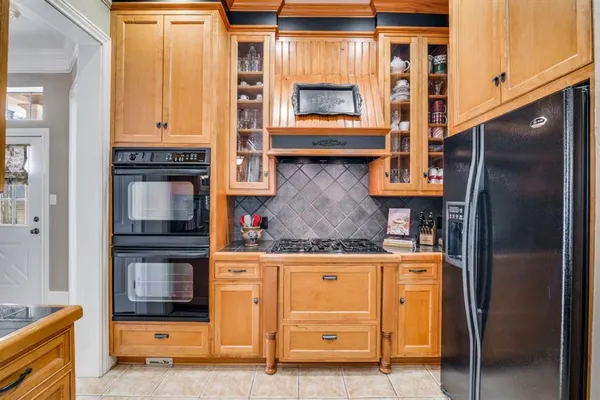 $529,500 | 8 Griffith Court, Terrell, TX 75160