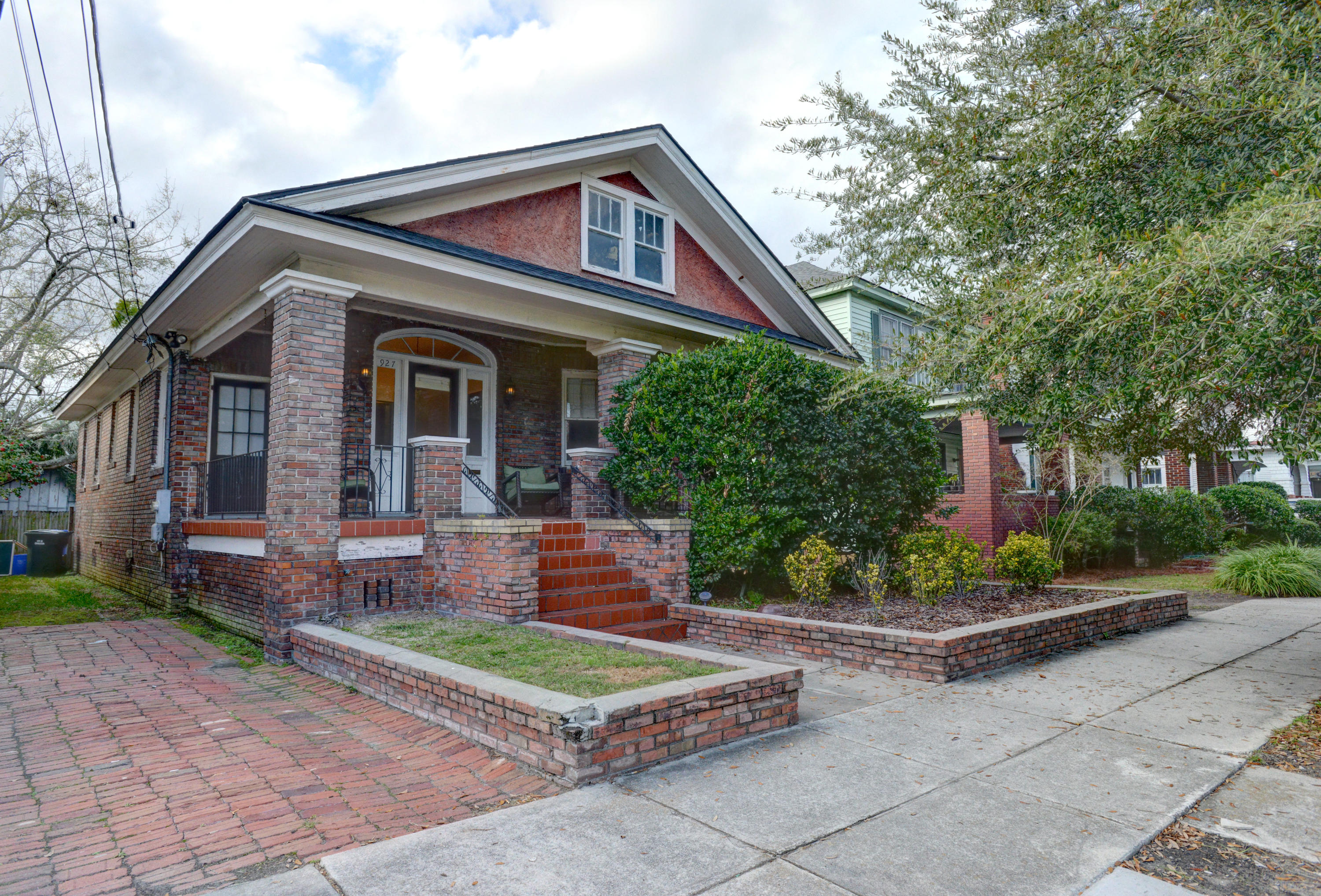 927 Rutledge Avenue Charleston, SC 29403 - Photo 2 of 28 927rutledge1_20_01