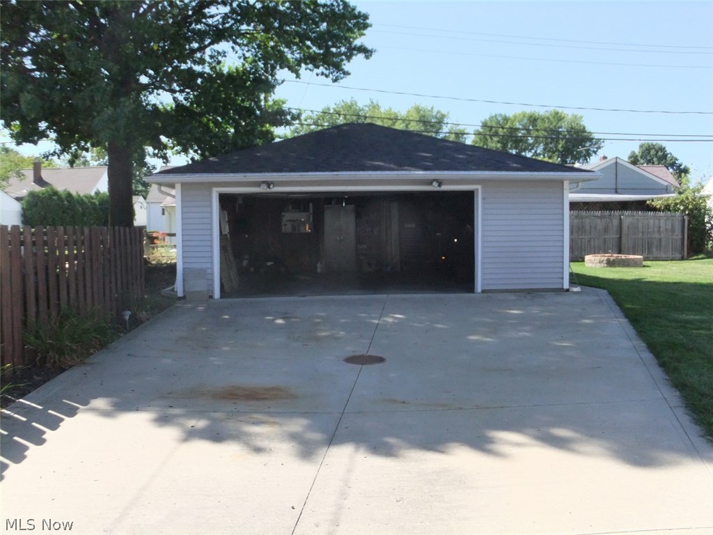 718 Glenhurst Road Willowick, OH 44095 - Photo 23 of 25 Huge 2.5 car garage