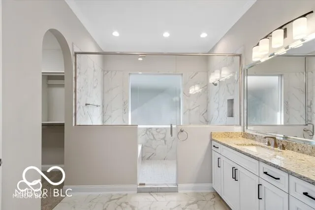 $1,040,000 | 4248 Stone Lk Drive, Zionsville, IN 46077