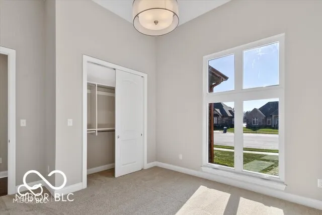 $1,040,000 | 4248 Stone Lk Drive, Zionsville, IN 46077