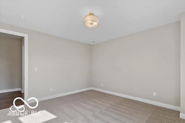 $1,040,000 | 4248 Stone Lk Drive, Zionsville, IN 46077