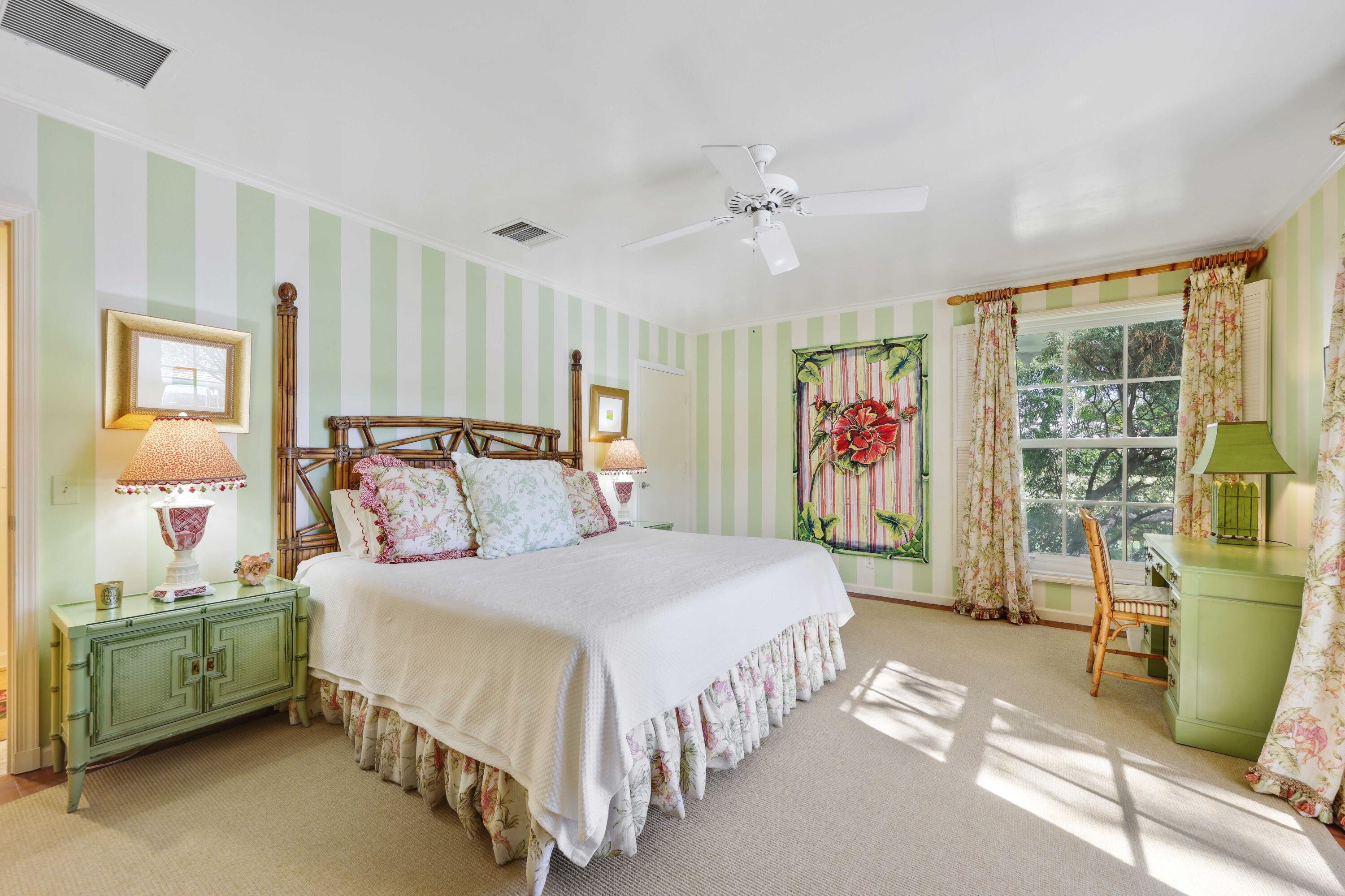 13 Country Road Boynton Beach, FL 33436 - Photo 19 of 43 Primary Bedroom