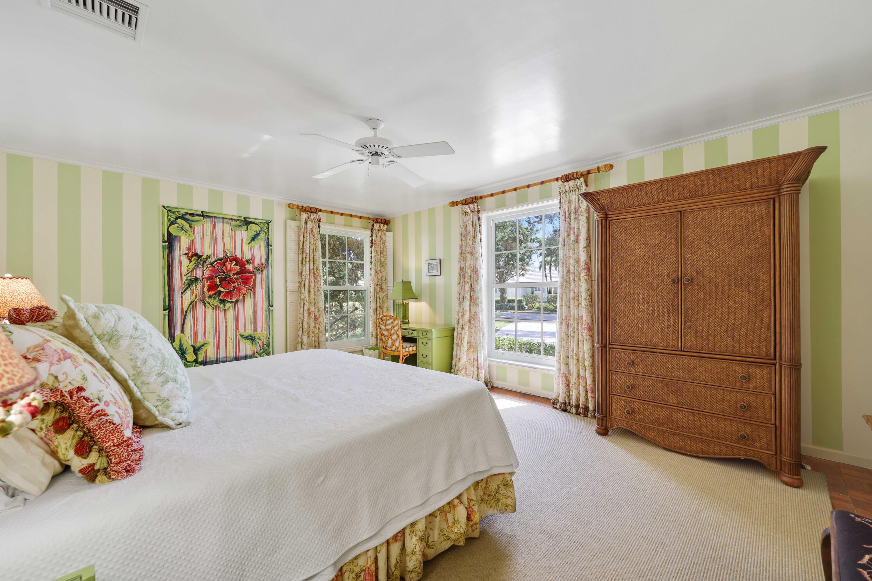 13 Country Road Boynton Beach, FL 33436 - Photo 20 of 43 Primary Bedroom