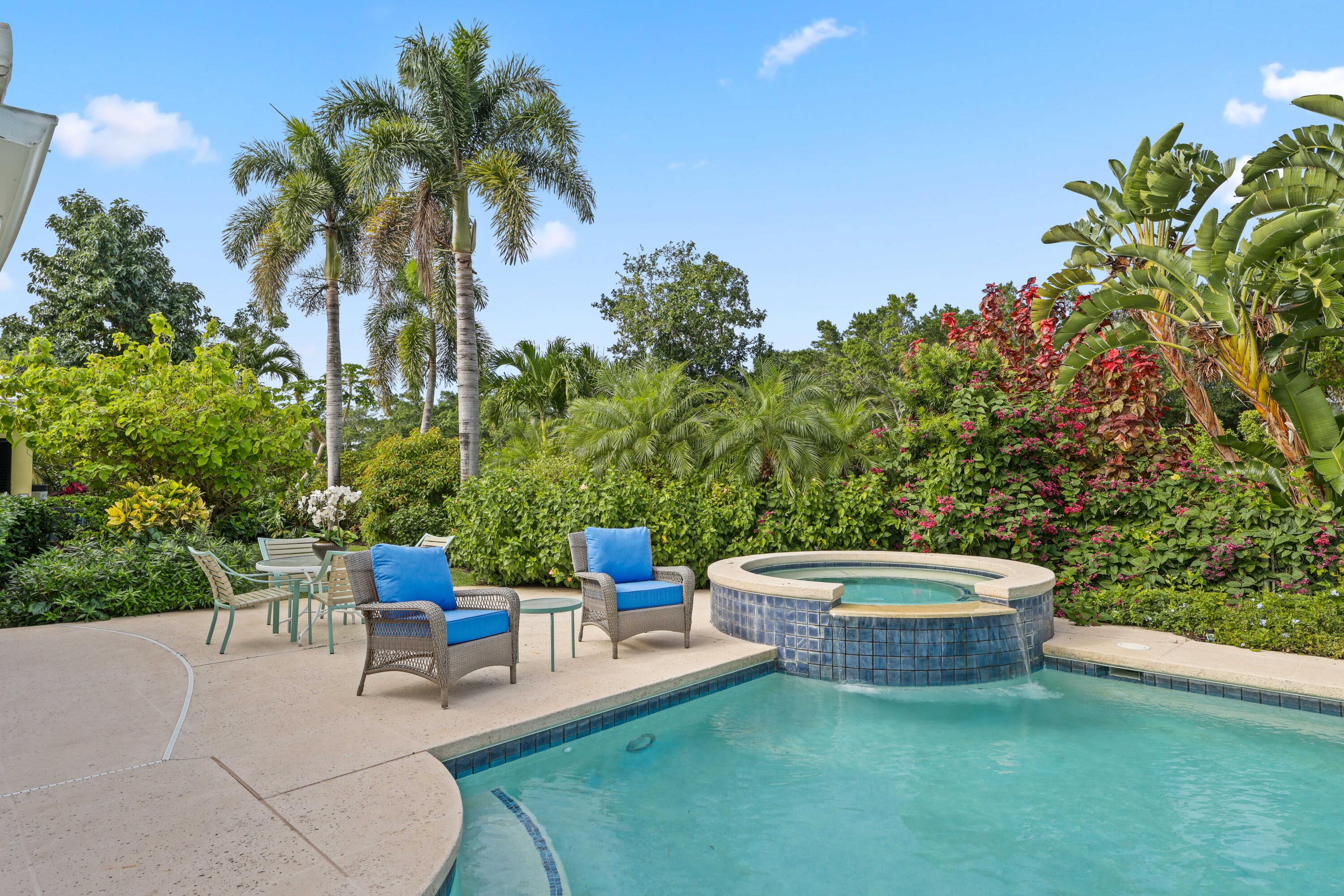 13 Country Road Boynton Beach, FL 33436 - Photo 35 of 43 Pool