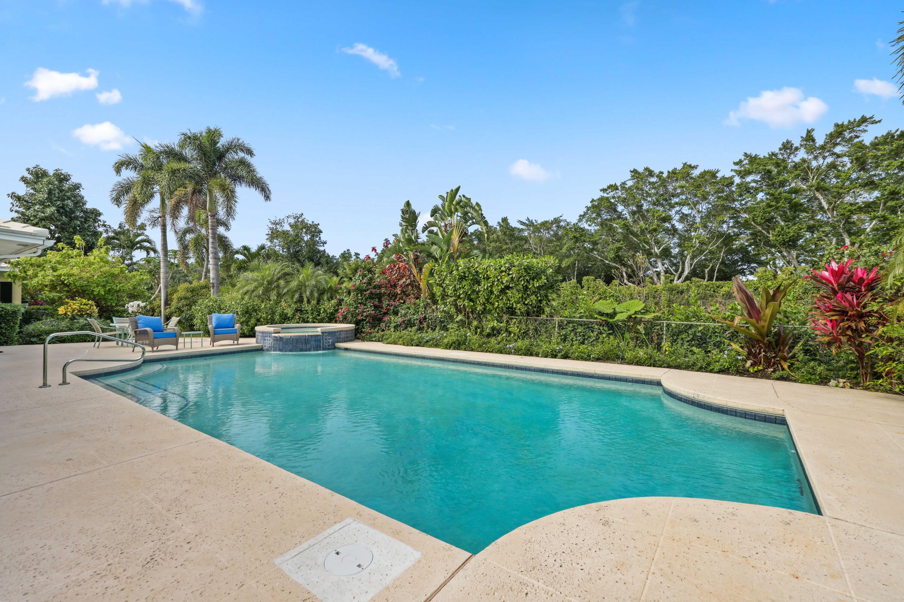 13 Country Road Boynton Beach, FL 33436 - Photo 36 of 43 Pool