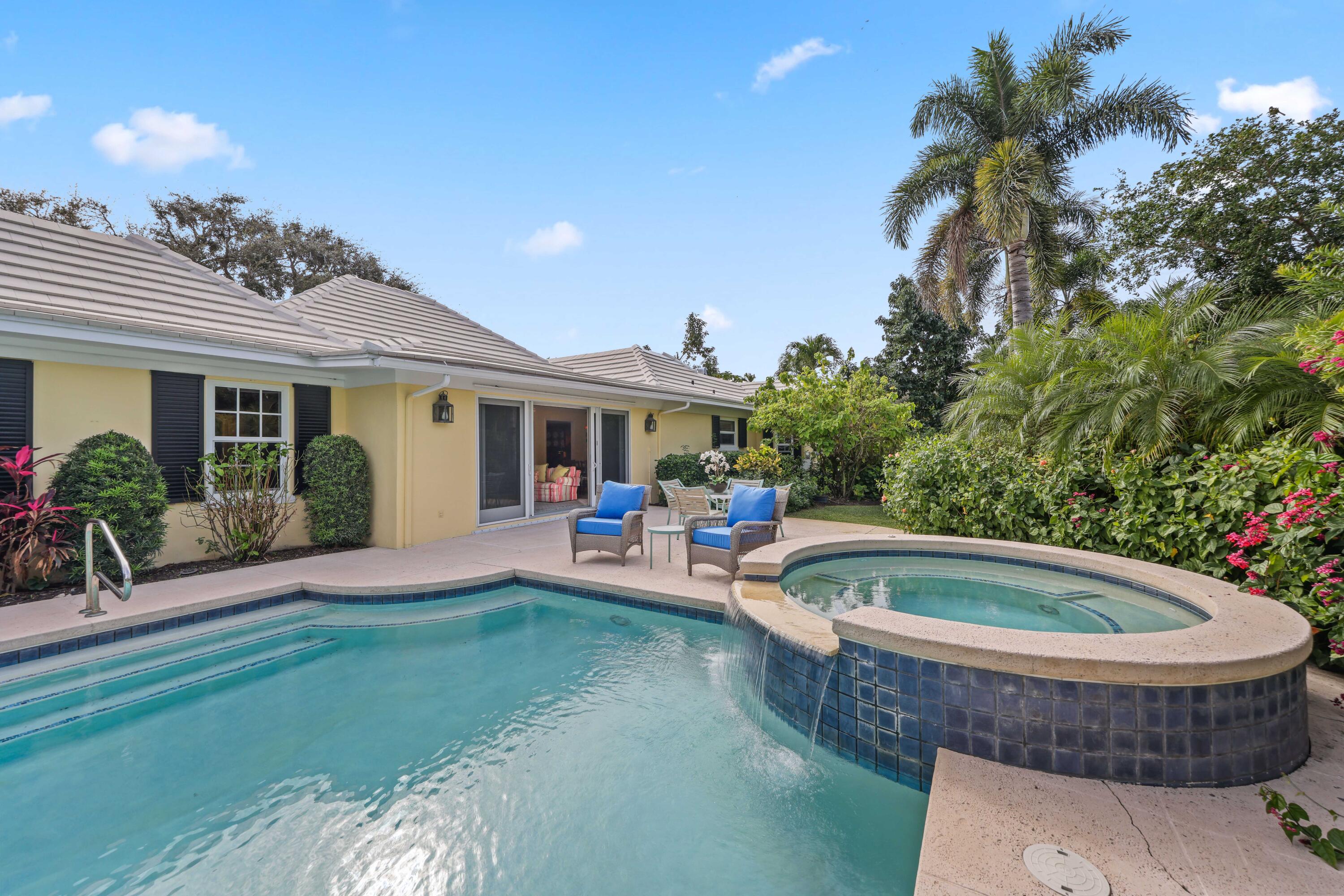 13 Country Road Boynton Beach, FL 33436 - Photo 38 of 43 Pool / Spa