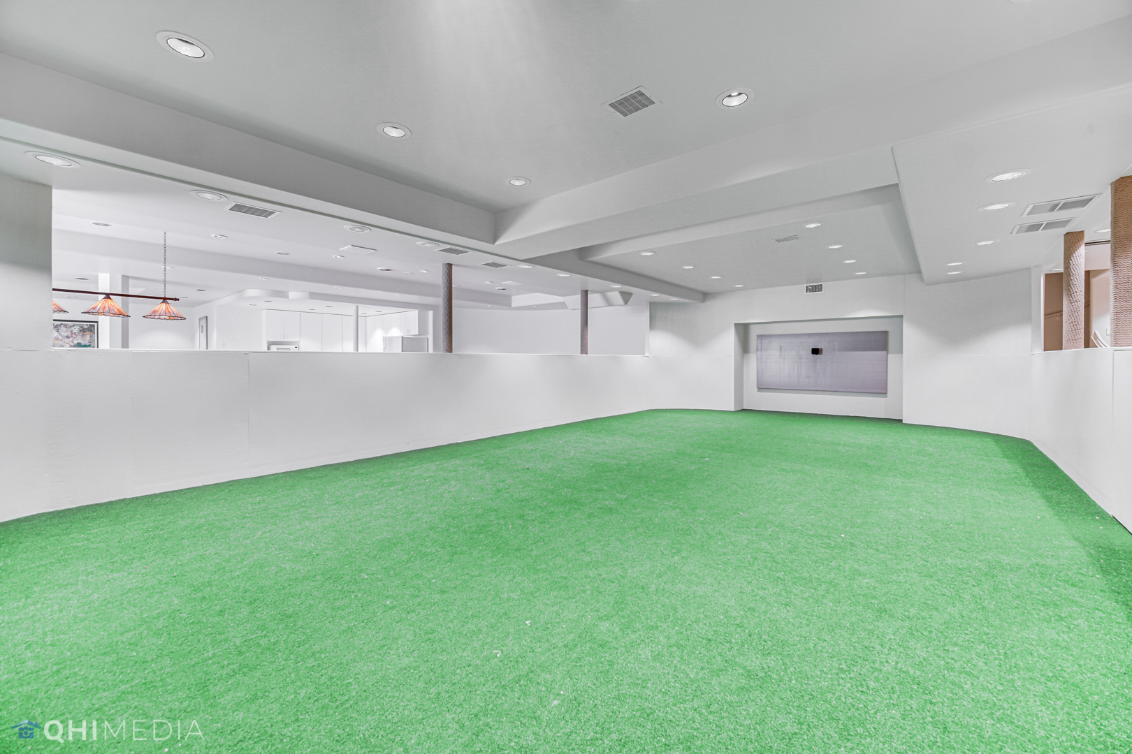 2225 Greenview Road Northbrook, IL 60062 - Photo 43 of 68 a view of a big room with kitchen and windows