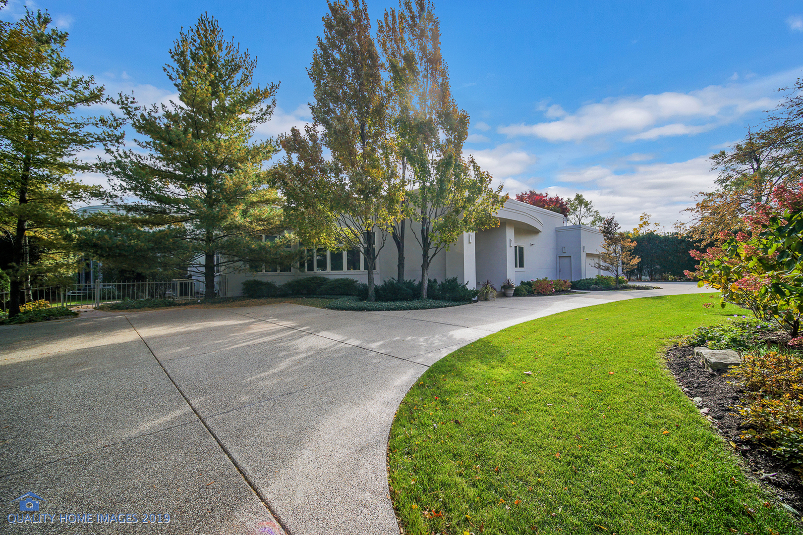 2225 Greenview Road Northbrook, IL 60062 - Photo 67 of 68 a view of backyard with green space
