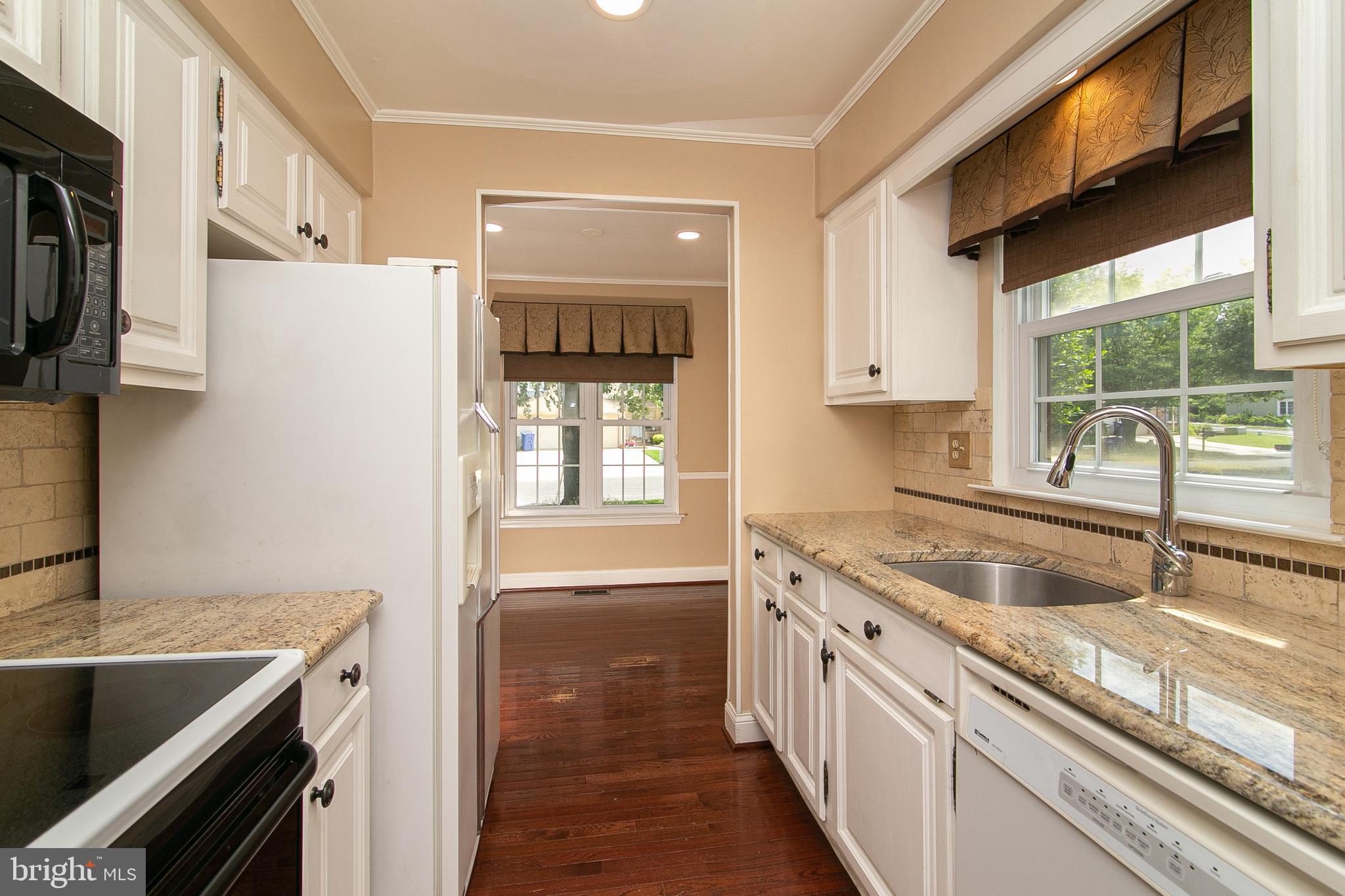 63 Farnwood Road Mount Laurel, NJ 08054 - Photo 11 of 35