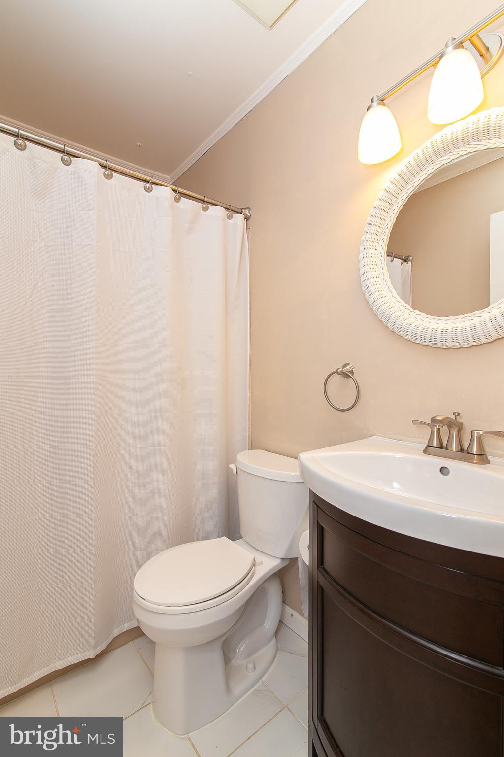 63 Farnwood Road Mount Laurel, NJ 08054 - Photo 25 of 35 Hall Bathroom