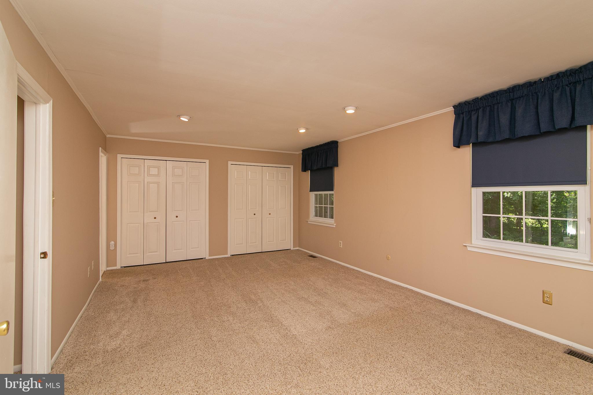 63 Farnwood Road Mount Laurel, NJ 08054 - Photo 27 of 35 Master Bedroom