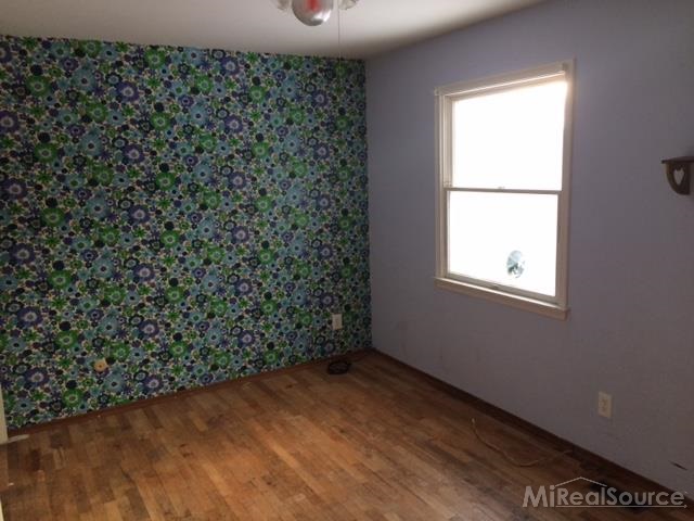 215 Gray Road Lapeer, MI 48446 - Photo 13 of 31