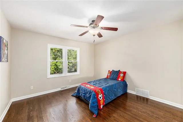 $260,000 | 722 South Central Street, Olathe, KS 66061